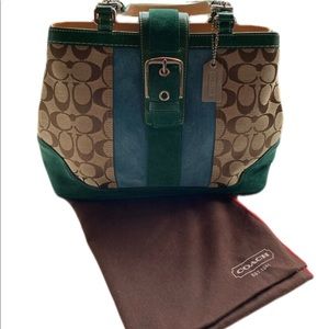 Vintage Coach Signature C Teal Green
2 Tone Suede & Canvas Purse
G040-7054